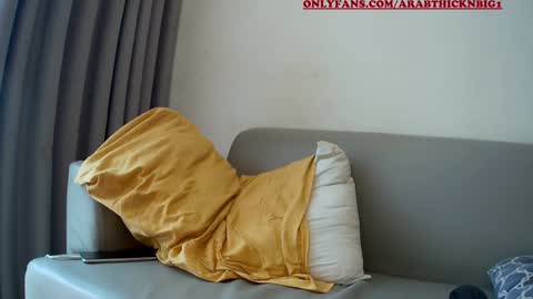 Snapshot of arabthickestdick1 chatting on 02.03.25 Shaani online show from 02.03.25