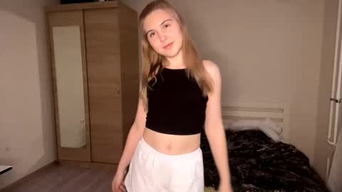 Emi online show from 11.09.25