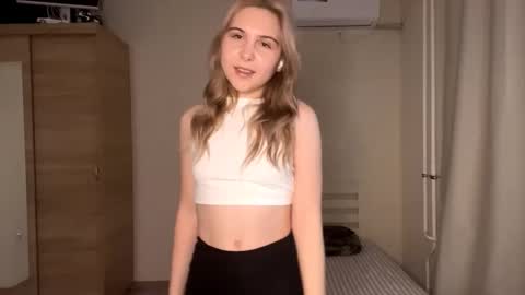 Emi online show from 11.12.25