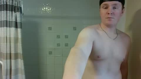 Snapshot of arbor_tre chatting on 03.20.26 arbor_tre online show from 03.20.26