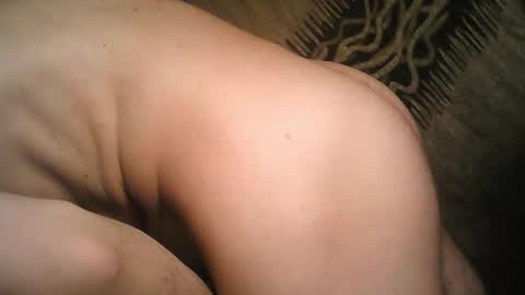 Snapshot of archkeinzas chatting on 10.29.25 olo online show from 10.29.25