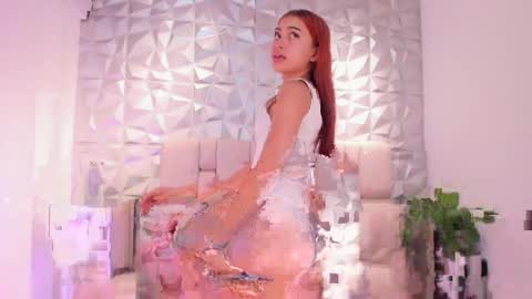    online show from 05.05.26