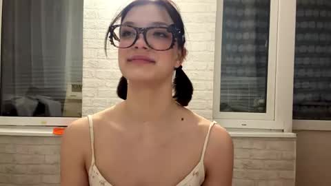 Caroline online show from 02.20.26