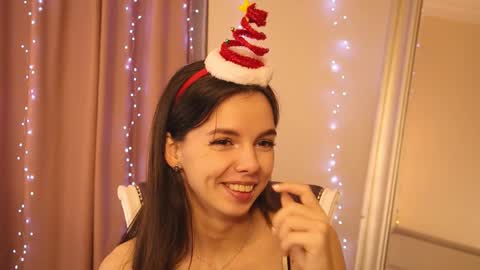 My name is Kelly online show from 12.12.24