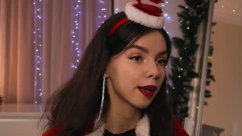 My name is Kelly online show from 12.23.24