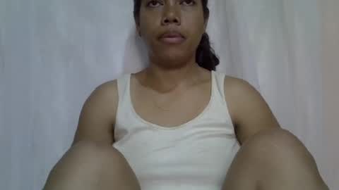 Snapshot of arellah chatting on 01.29.25 arellah online show from 01.29.25