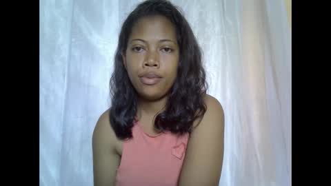 Snapshot of arellah chatting on 02.21.25 arellah online show from 02.21.25