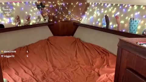 Snapshot of areolasky chatting on 10.22.25 Areola Sky online show from 10.22.25