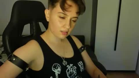 Snapshot of aresnoir chatting on 06.05.26 AresNoir online show from 06.05.26