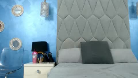 aretialisya online show from 02.13.26