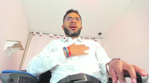 Alex Cortez online show from 05.04.26