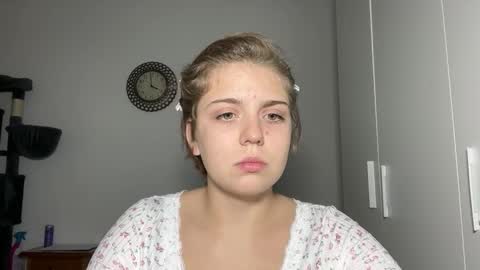 Snapshot of ari_crystal chatting on 02.08.26 ari_crystal online show from 02.08.26