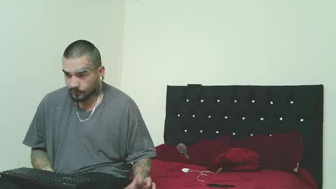 Snapshot of aria_and_nick chatting on 02.01.26 ARIA AND. NICK online show from 02.01.26