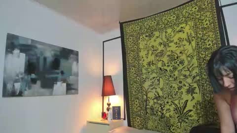 aria y orien  online show from 09.26.25