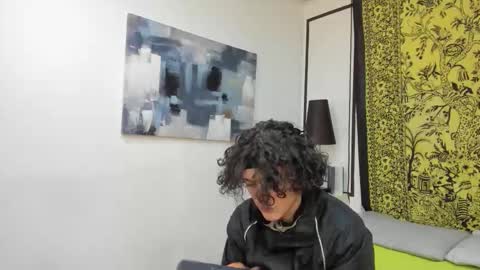 aria y orien  online show from 01.08.26