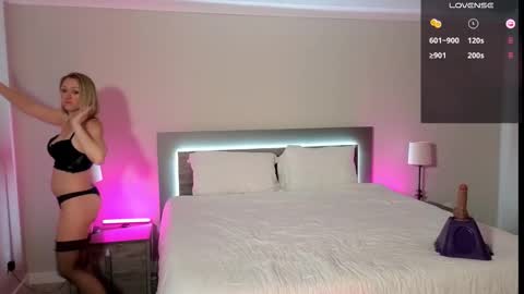 Aria B online show from 11.17.25