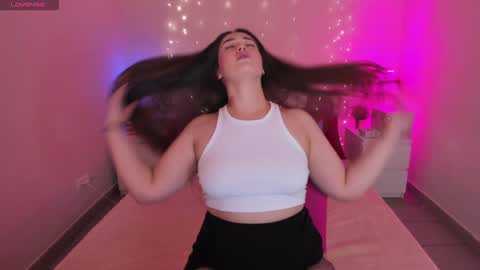 aria_blisss online show from 12.22.24