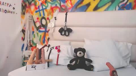 aria online show from 10.15.25