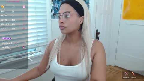 Aria Atelier online show from 02.04.26