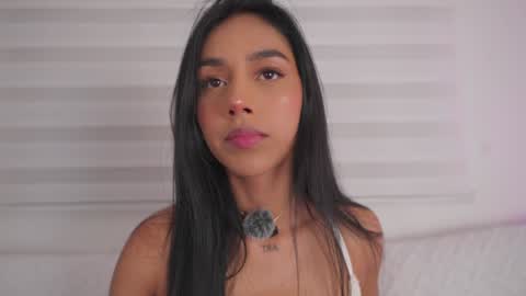 Snapshot of ariadna5 chatting on 10.22.25 ARIADNA online show from 10.22.25