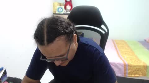 ...Ariana... online show from 10.06.25