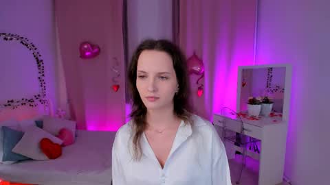 Snapshot of ariadna_s chatting on 02.14.25 Ariadna online show from 02.14.25