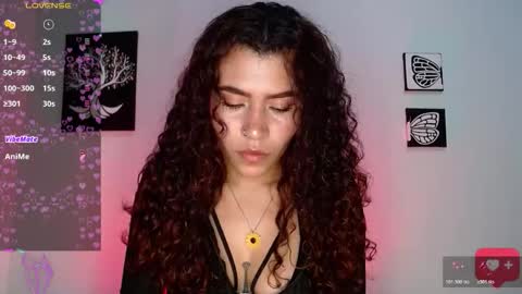 Snapshot of ariadna_tr chatting on 02.20.26 Ari online show from 02.20.26