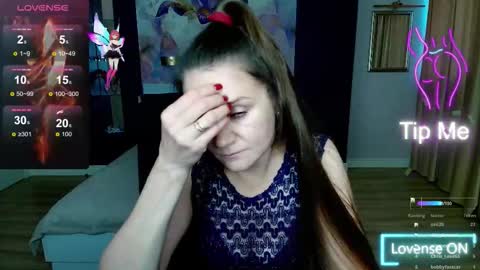 AriaGray online show from 10.11.25