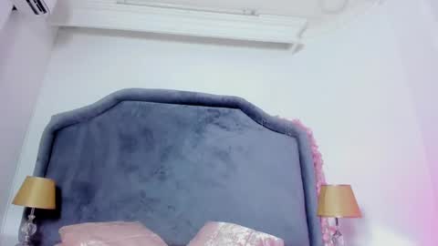 Aria Green online show from 09.11.25