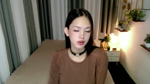 Snapshot of ariahooper chatting on 02.18.26 Christine JorgensenChristmas wish breasts implants online show from 02.18.26