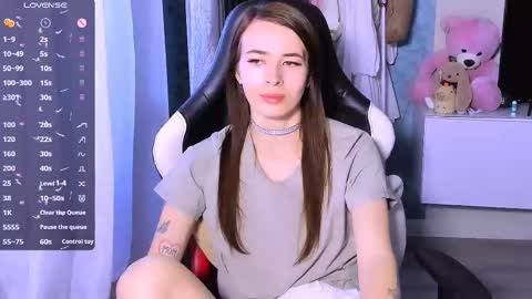 Ari online show from 09.17.25