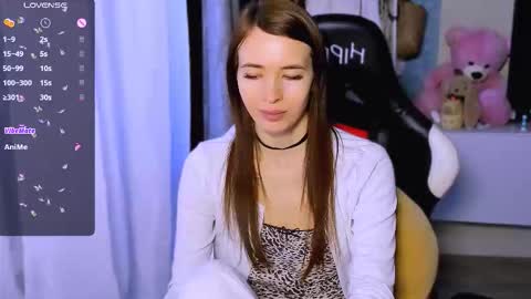 Ari online show from 09.28.25