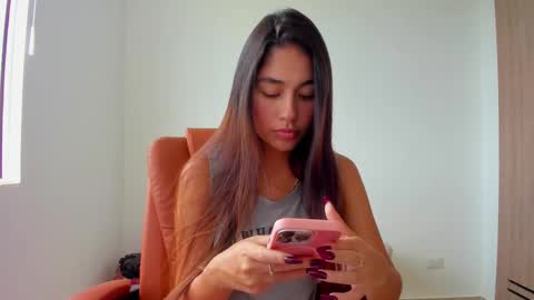 Aria Montgomery online show from 10.18.25