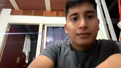 Snapshot of ariana252525 chatting on 12.17.24 Ari y Will online show from 12.17.24