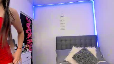 Snapshot of ariana_belucci chatting on 01.05.26 Ariana online show from 01.05.26