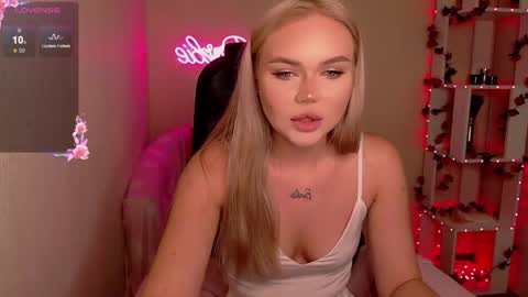 Lilli 3 online show from 05.16.26
