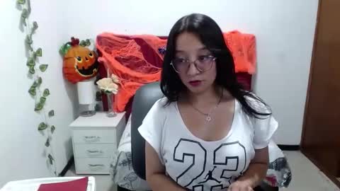 Snapshot of ariana_johnson7 chatting on 10.25.25 ariana_johnson7 online show from 10.25.25