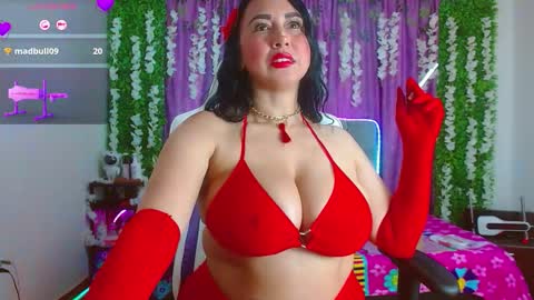 Snapshot of ariana_lopez22 chatting on 10.23.25 Ariana online show from 10.23.25