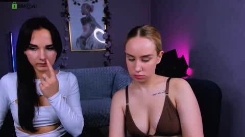 ariana_ross7 online show from 10.08.25