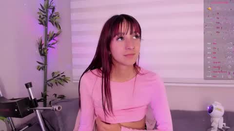 Snapshot of ariana_rosse__ chatting on 02.27.25 Ariana  online show from 02.27.25