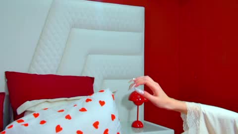 Ariana online show from 04.14.26