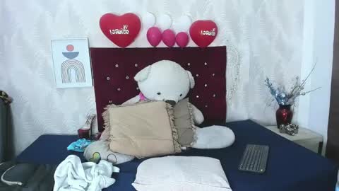 Snapshot of arianadiosa1 chatting on 02.12.25 Ariana diosa online show from 02.12.25