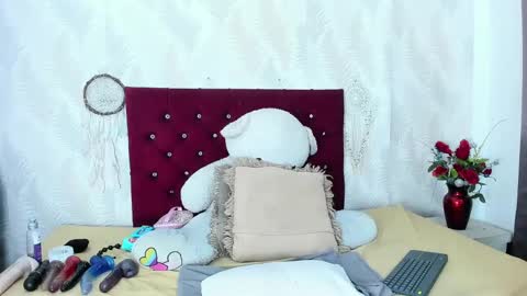 Snapshot of arianadiosa1 chatting on 02.18.25 Ariana diosa online show from 02.18.25