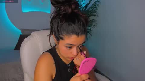 arianapierce online show from 10.22.25