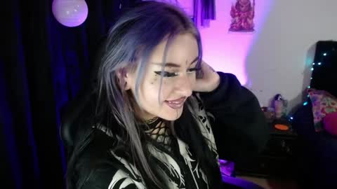 help me 100 hands up my OF is Free  online show from 06.03.26