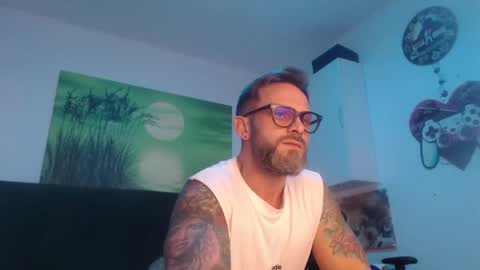 Snapshot of ariandeluna chatting on 01.08.25 ariandeluna online show from 01.08.25