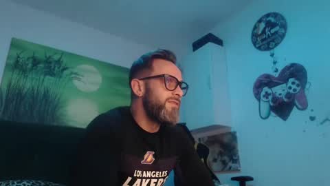 Snapshot of ariandeluna chatting on 01.12.25 ariandeluna online show from 01.12.25