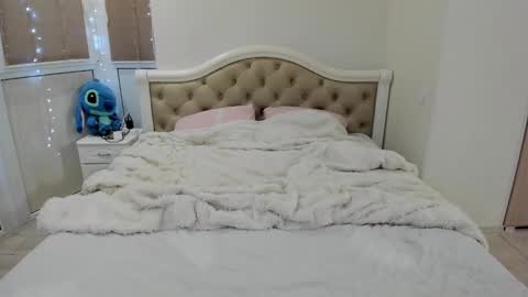 Snapshot of arianightx chatting on 12.29.24 arianightx online show from 12.29.24