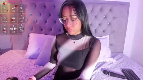 Snapshot of arianna_daviss chatting on 01.18.25 online show from 01.18.25