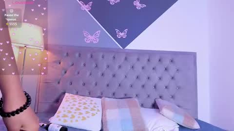 Snapshot of arianna_daviss chatting on 01.26.25 online show from 01.26.25